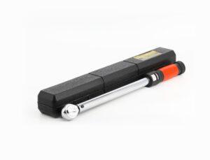 Novatork-tools-thailand 23 ประแจขันปอนด์ ชนิดด้ามยาง รุ่น CM3200
